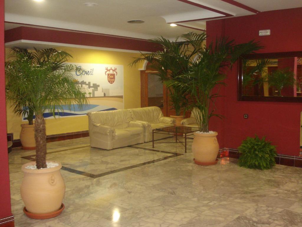 Hotel San Vicente - Centro Playa Кониль-де-ла-Фронтера Экстерьер фото