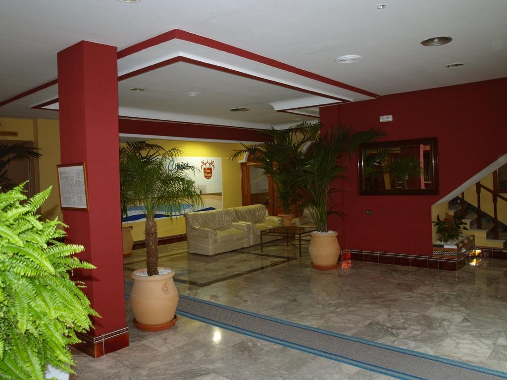Hotel San Vicente - Centro Playa Кониль-де-ла-Фронтера Экстерьер фото
